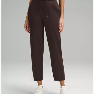 Lululemon pant, tapered leg mid rise 7/8, Expresso, small, NWT